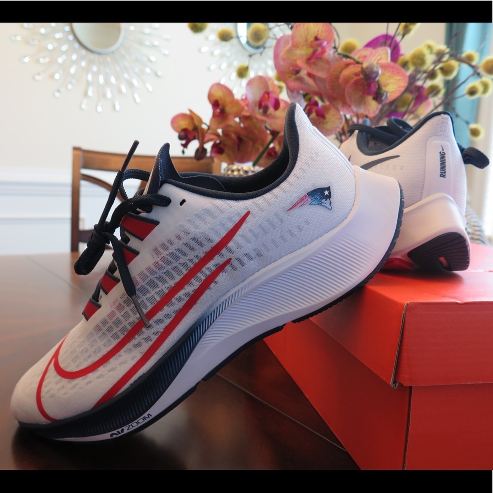 Nike New England Patriots Air Zoom Pegasus 37